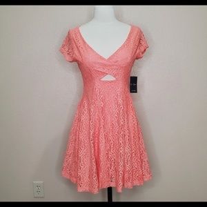 Jessica Simpson Kaitlee Lace Fit and Flare Dress, Small